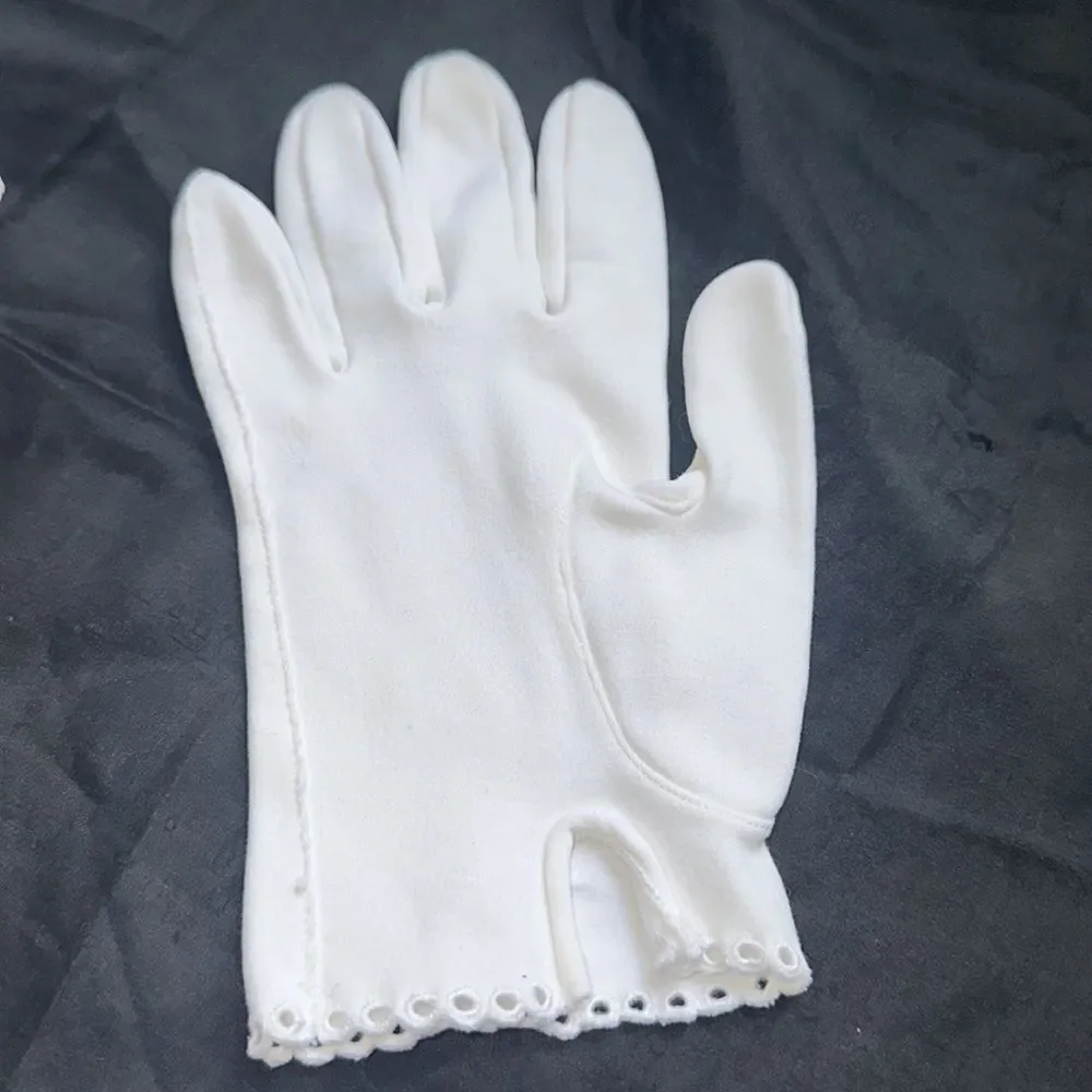 Vintage Aris white cotton wrist gloves with eyelet‎ hem